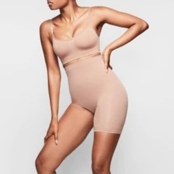 SKIMS Solution Short #2 NEW Shapewear Right Leg Exposed Ochre 2X/3X - Picture 1 of 14